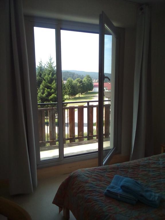 La Roche Du Tresor Village Vacances Longevilles-Mont-dʼOr 외부 사진