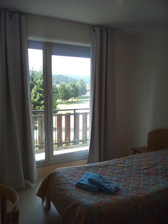 La Roche Du Tresor Village Vacances Longevilles-Mont-dʼOr 외부 사진